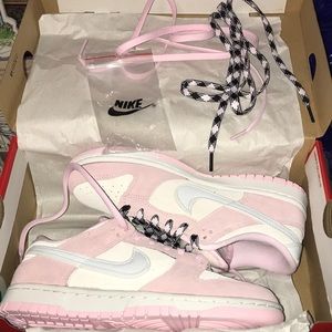 2023 Wmns Dunk Low LX 'Pink Foam